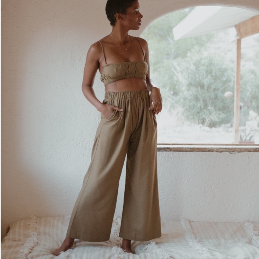 OZMA Olive wide leg crop